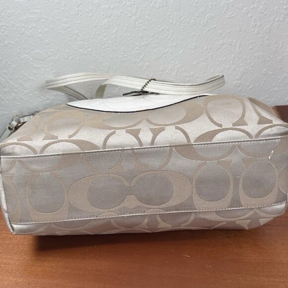Coach Cream and White Signature Tote - Picture 4 of 6